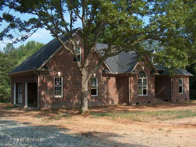1834 Rowe Road Lexington, NC 27295 - Photo 1 of 8 Exterior Front.