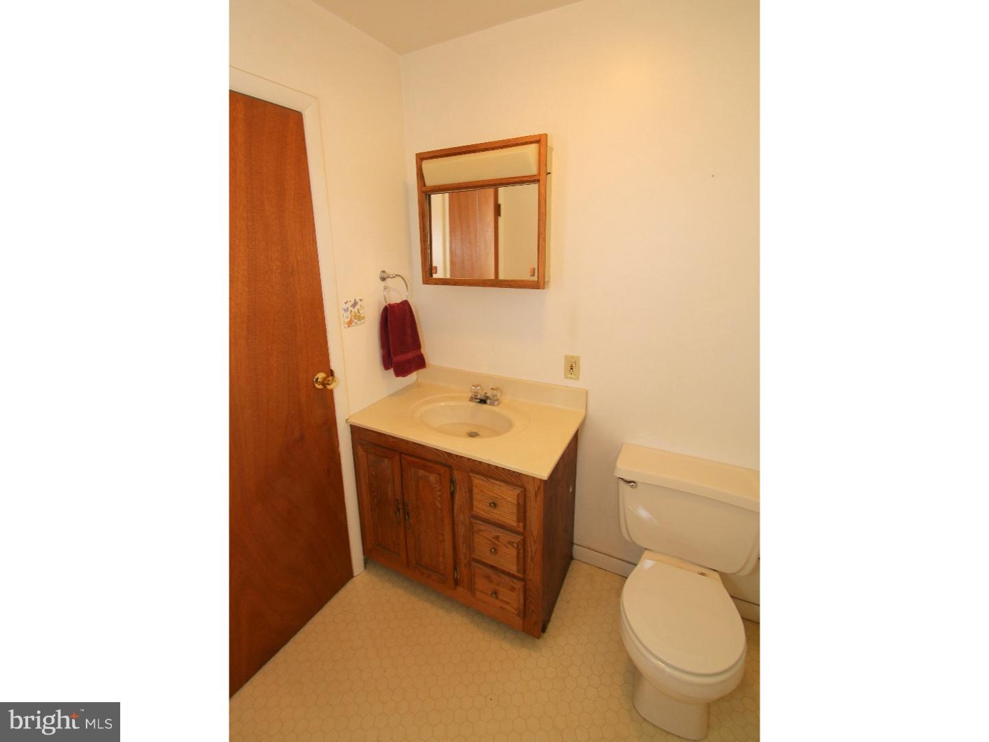 697 State Road Coopersburg, PA 18036 - Photo 17 of 25 Gallery Image 17
