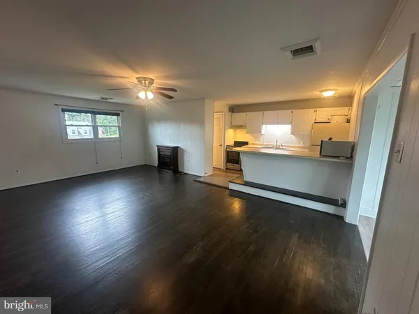 $2,000 | 503 B 2nd Avenue Southwest, Glen Burnie, MD 21061