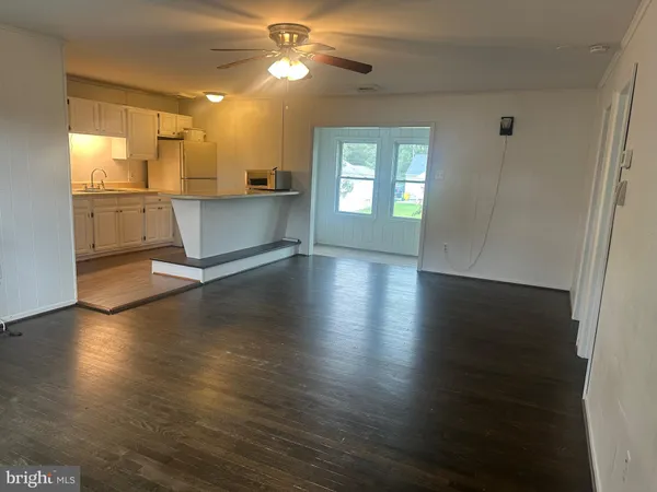 $2,000 | 503 B 2nd Avenue Southwest, Glen Burnie, MD 21061