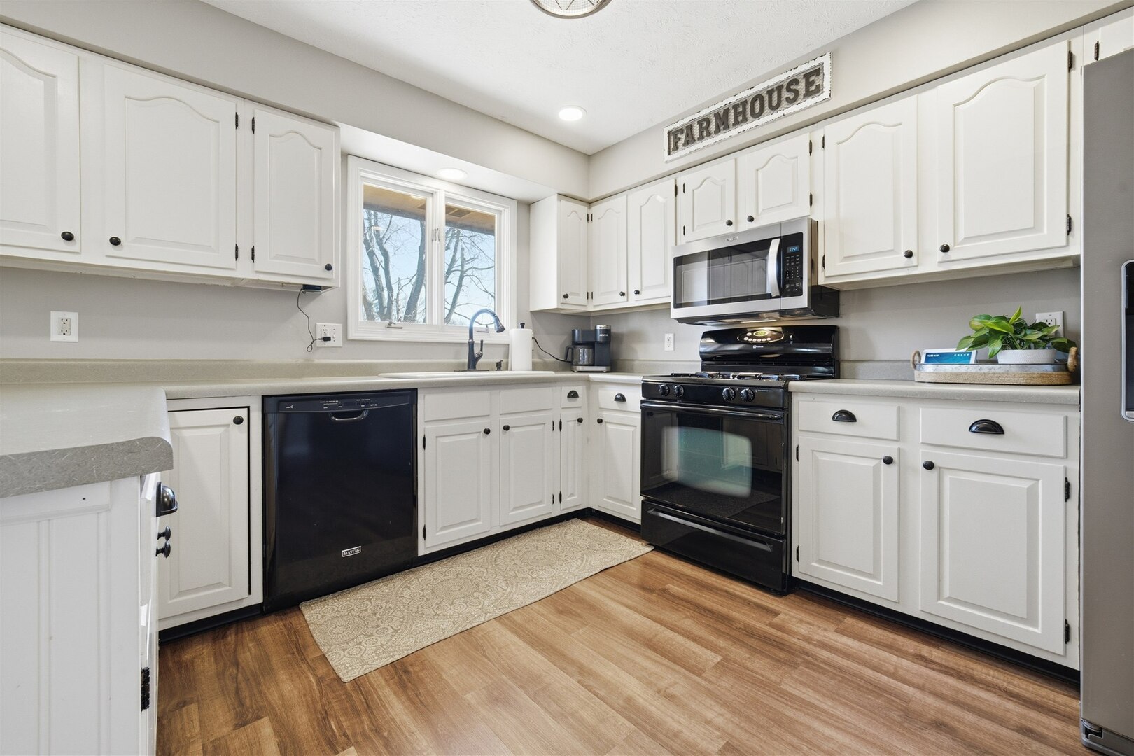 112 South Cottage Avenue Normal, IL 61761 - Photo 2 of 23