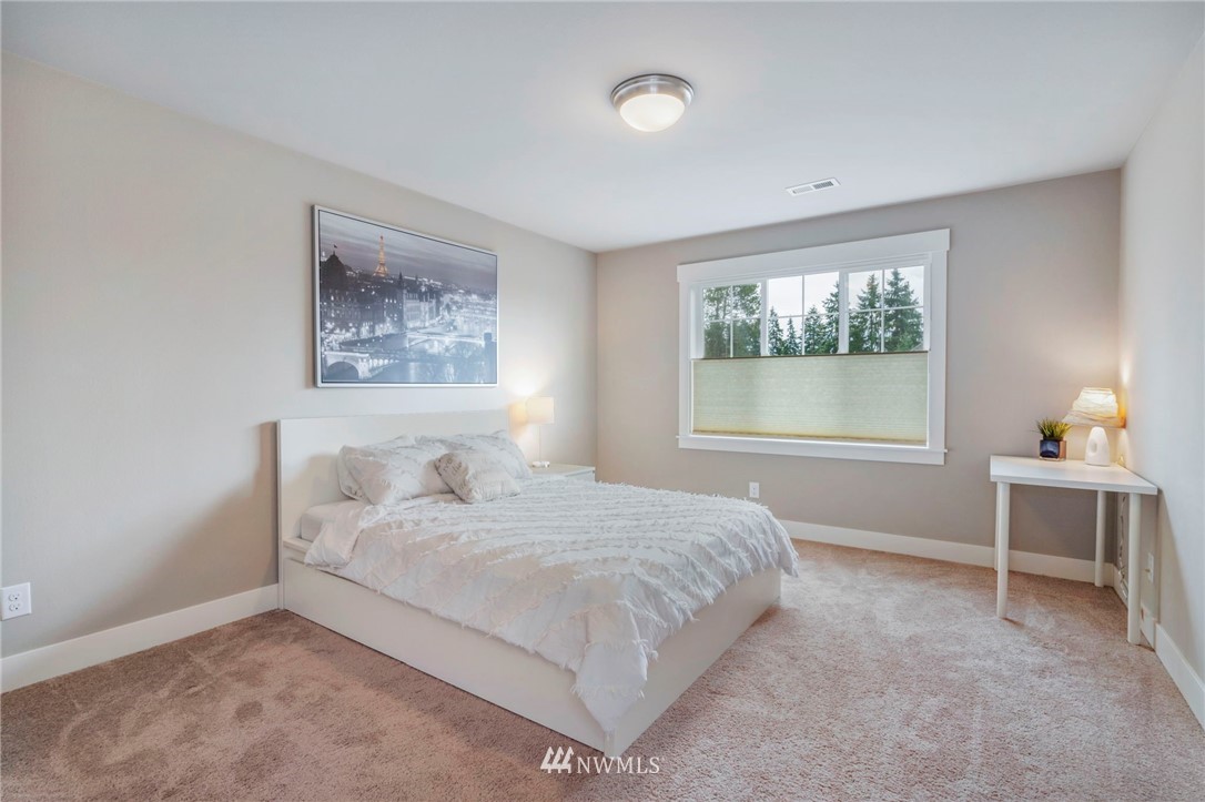 4732 Northeast 25th Street Renton, WA 98059 - Photo 18 of 21
