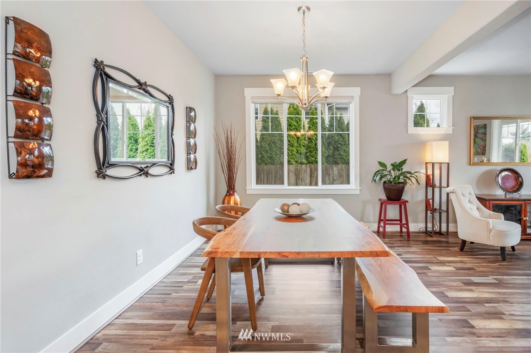 4732 Northeast 25th Street Renton, WA 98059 - Photo 4 of 21
