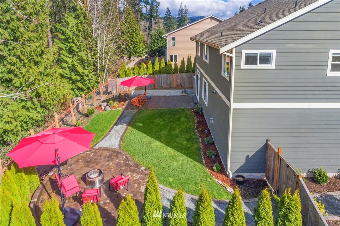 4732 Northeast 25th Street Renton, WA 98059 - Photo 8 of 21