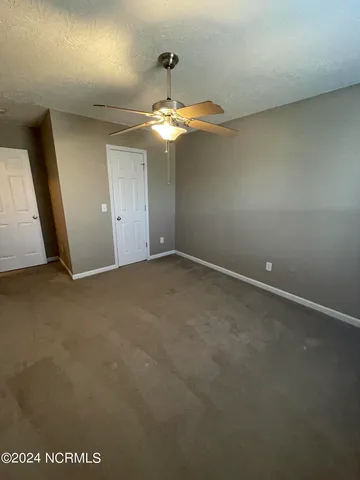 $1,900 | 322 Rose Bud Lane, Holly Ridge, NC 28445