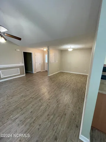 $1,900 | 322 Rose Bud Lane, Holly Ridge, NC 28445