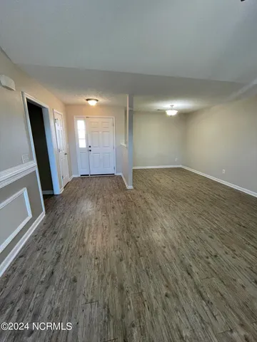 $1,900 | 322 Rose Bud Lane, Holly Ridge, NC 28445