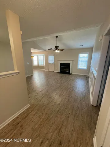 $1,900 | 322 Rose Bud Lane, Holly Ridge, NC 28445