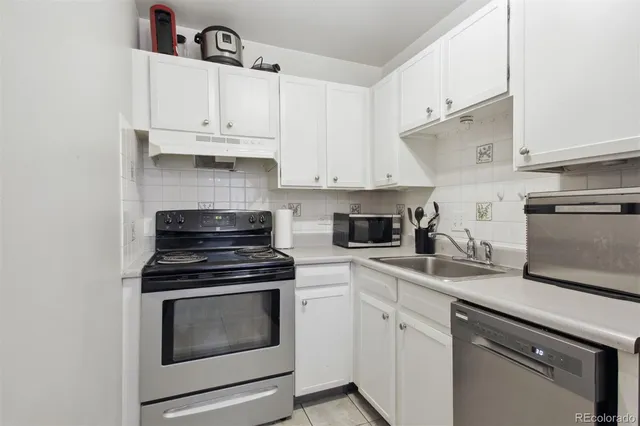 $2,000 | 830 20th Street, Unit 304, Boulder, CO 80302