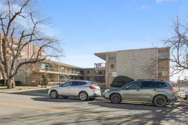 $2,000 | 830 20th Street, Unit 304, Boulder, CO 80302