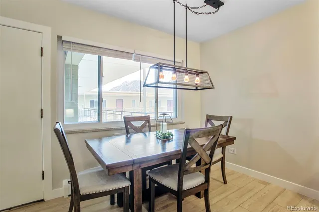 $2,000 | 830 20th Street, Unit 304, Boulder, CO 80302