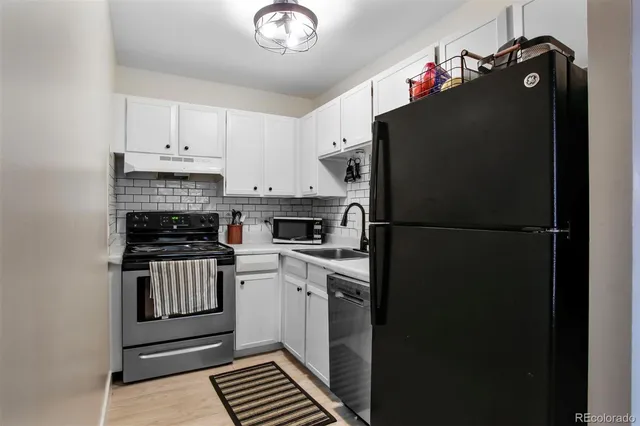 $2,000 | 830 20th Street, Unit 304, Boulder, CO 80302