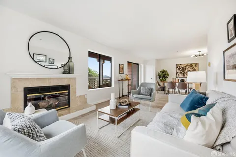 $815,000 | 101 Oak Court, Daly City, CA 94014