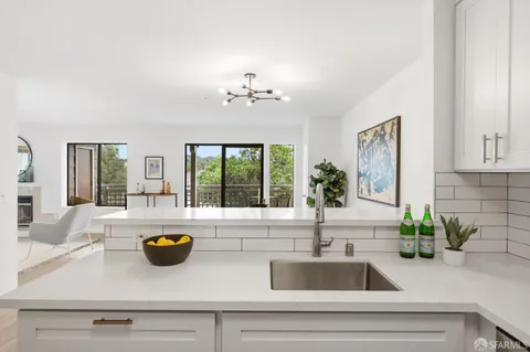 $815,000 | 101 Oak Court, Daly City, CA 94014