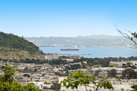 $815,000 | 101 Oak Court, Daly City, CA 94014
