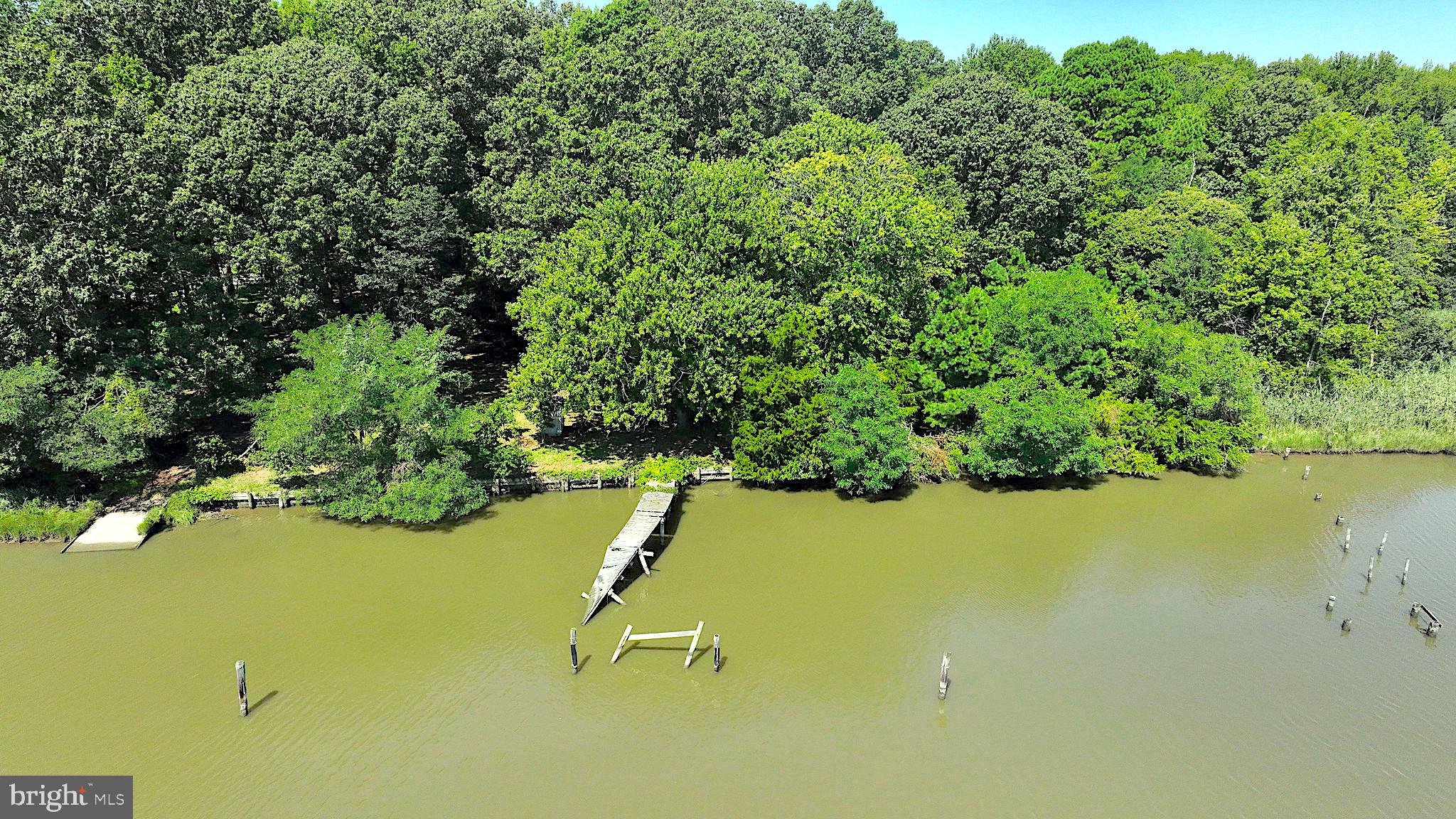 1056 Rodgers Road Churchton, MD 20733 - Photo 12 of 90 Damaged pier is part of the property
