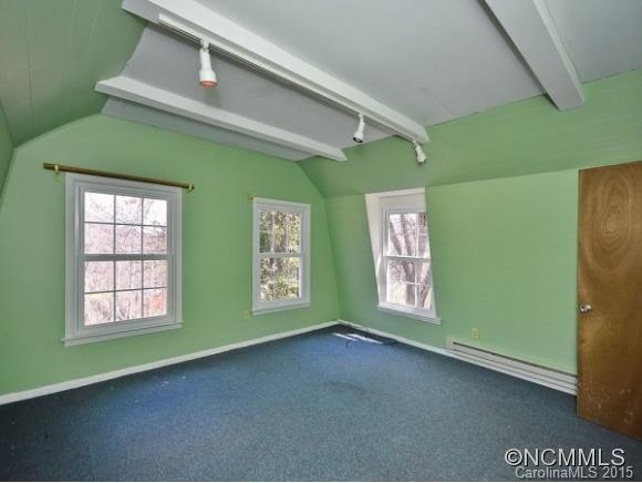1104 Oxner Cove Road Waynesville, NC 28786 - Photo 13 of 19 Gallery Image 13