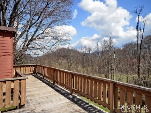 1104 Oxner Cove Road Waynesville, NC 28786 - Photo 4 of 19 Gallery Image 4
