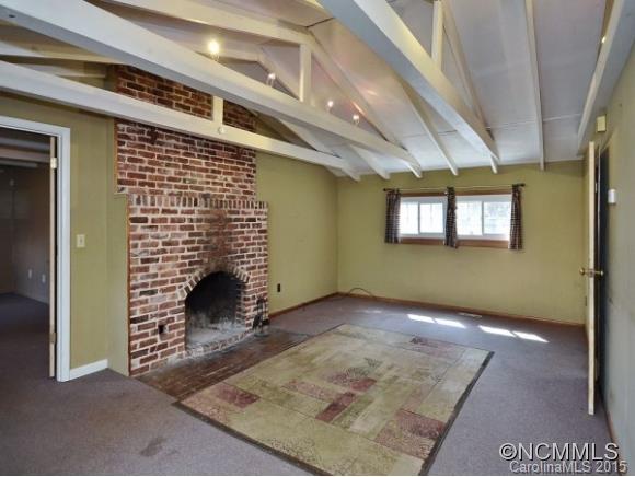 1104 Oxner Cove Road Waynesville, NC 28786 - Photo 6 of 19 Gallery Image 6