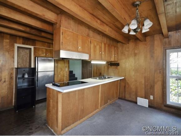 1104 Oxner Cove Road Waynesville, NC 28786 - Photo 7 of 19 Gallery Image 7