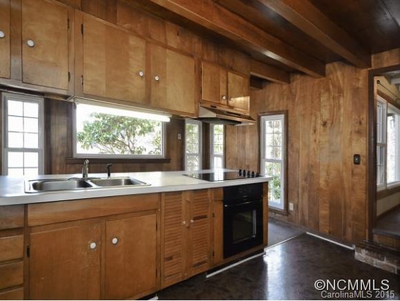 1104 Oxner Cove Road Waynesville, NC 28786 - Photo 8 of 19 Gallery Image 8