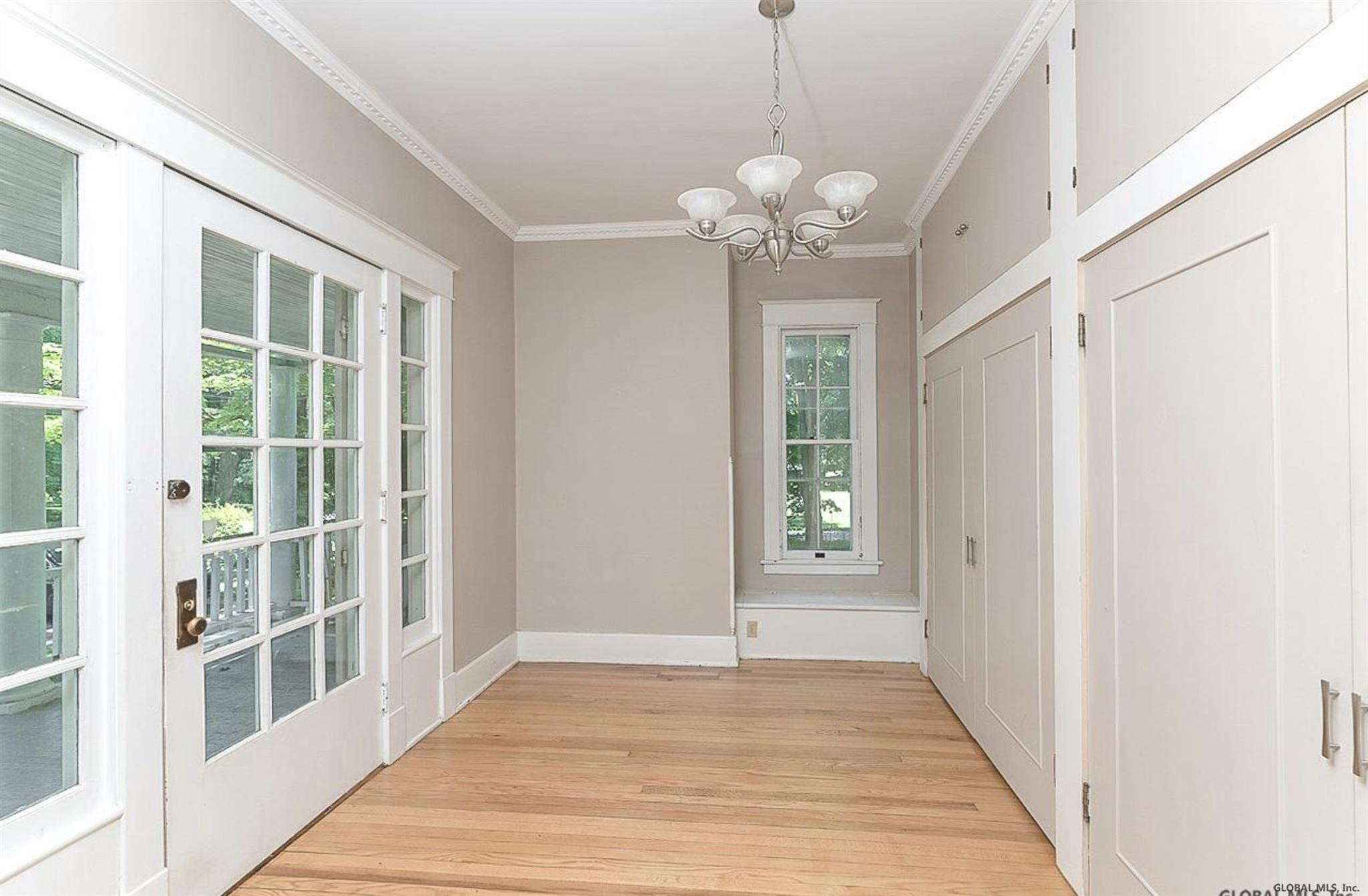 1623 New Scotland Road Bethlehem, NY 12159 - Photo 2 of 29 Photo 2