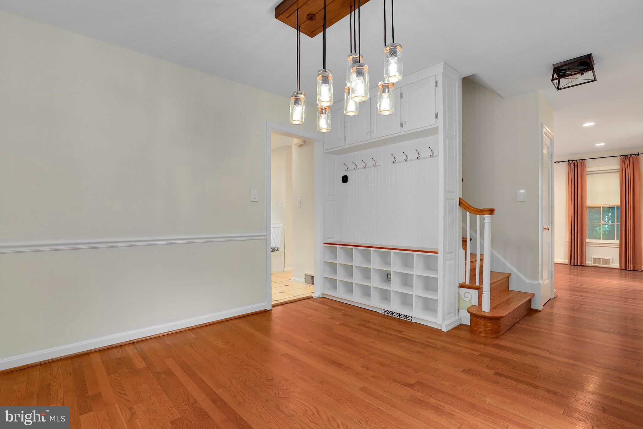 8210 Maple Ridge Road Bethesda, MD 20814 - Photo 15 of 27