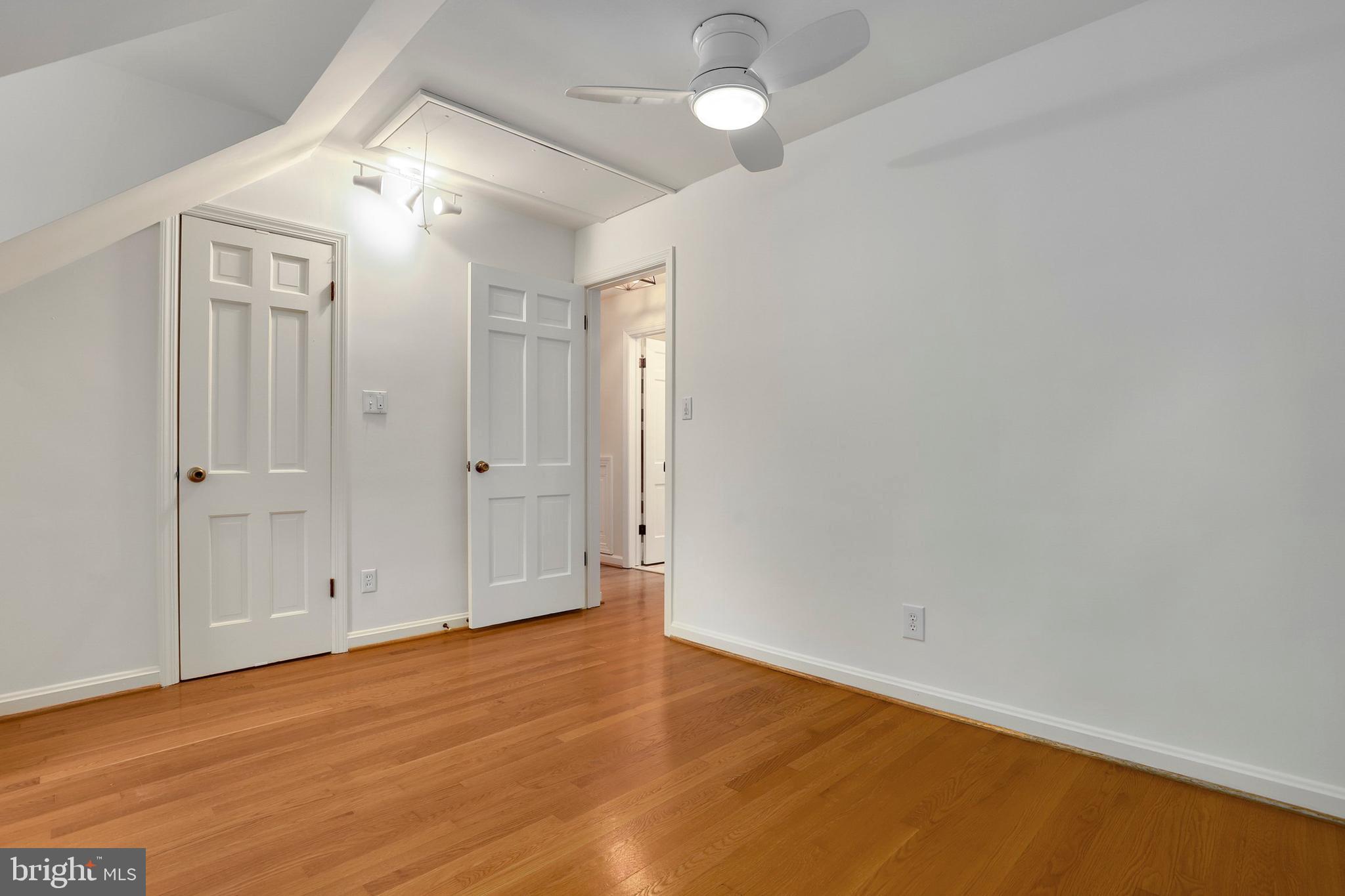 8210 Maple Ridge Road Bethesda, MD 20814 - Photo 22 of 27