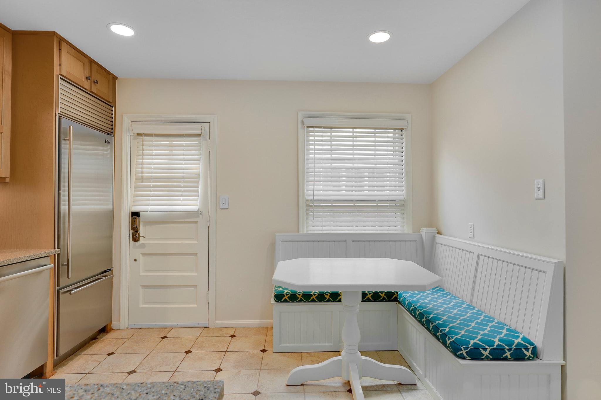 8210 Maple Ridge Road Bethesda, MD 20814 - Photo 9 of 27