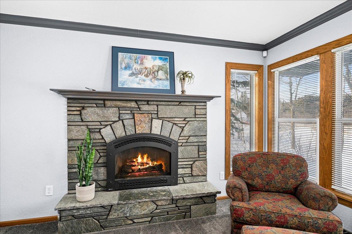 4016 West Arrowhead Road Duluth, MN 55811 - Photo 6 of 39