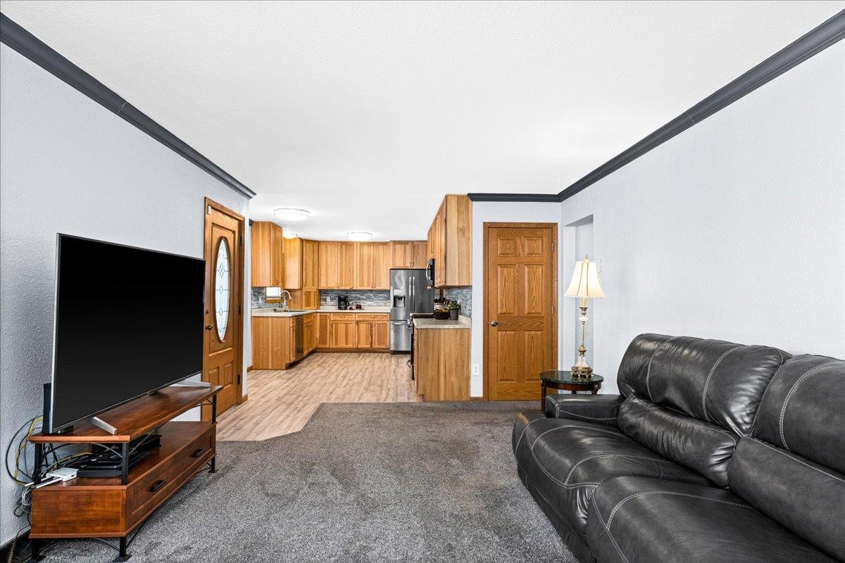 4016 West Arrowhead Road Duluth, MN 55811 - Photo 7 of 39