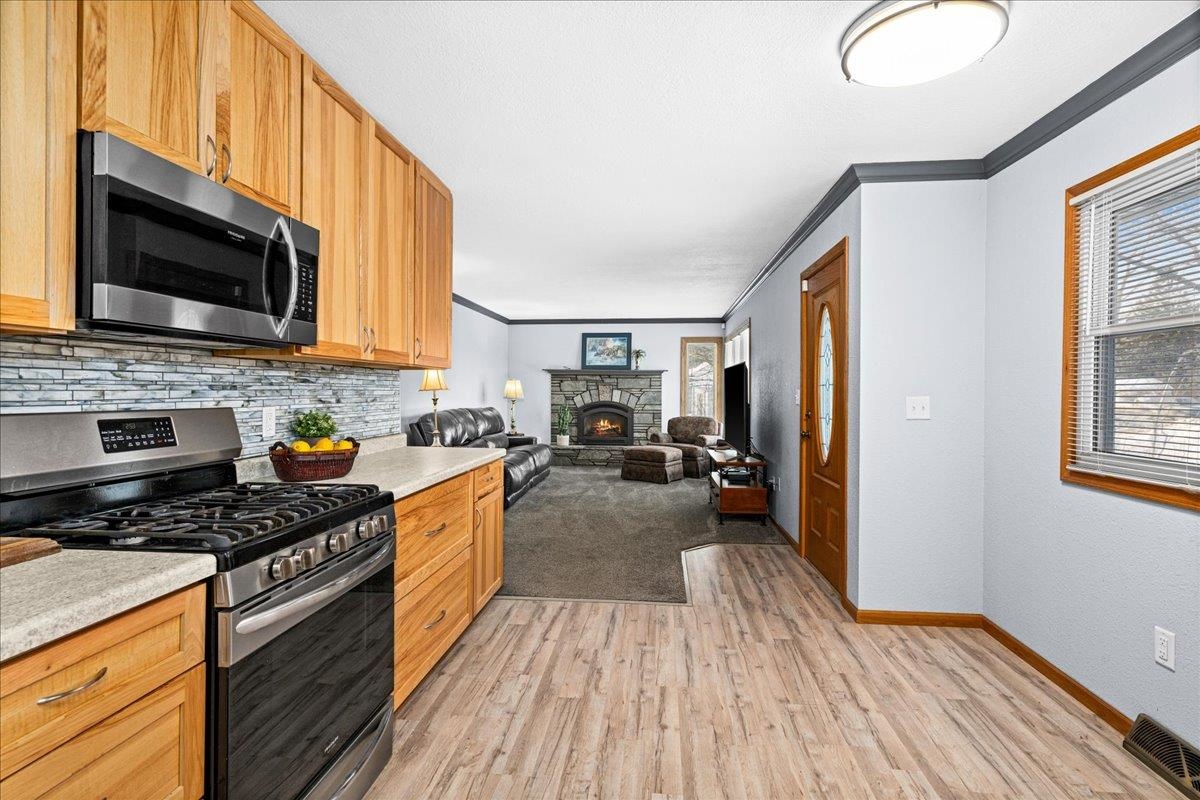 4016 West Arrowhead Road Duluth, MN 55811 - Photo 10 of 39