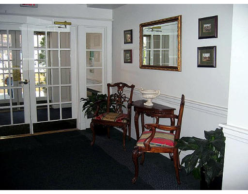 534 Beacon Street, Unit 702 Boston, MA 02215 - Photo 10 of 12