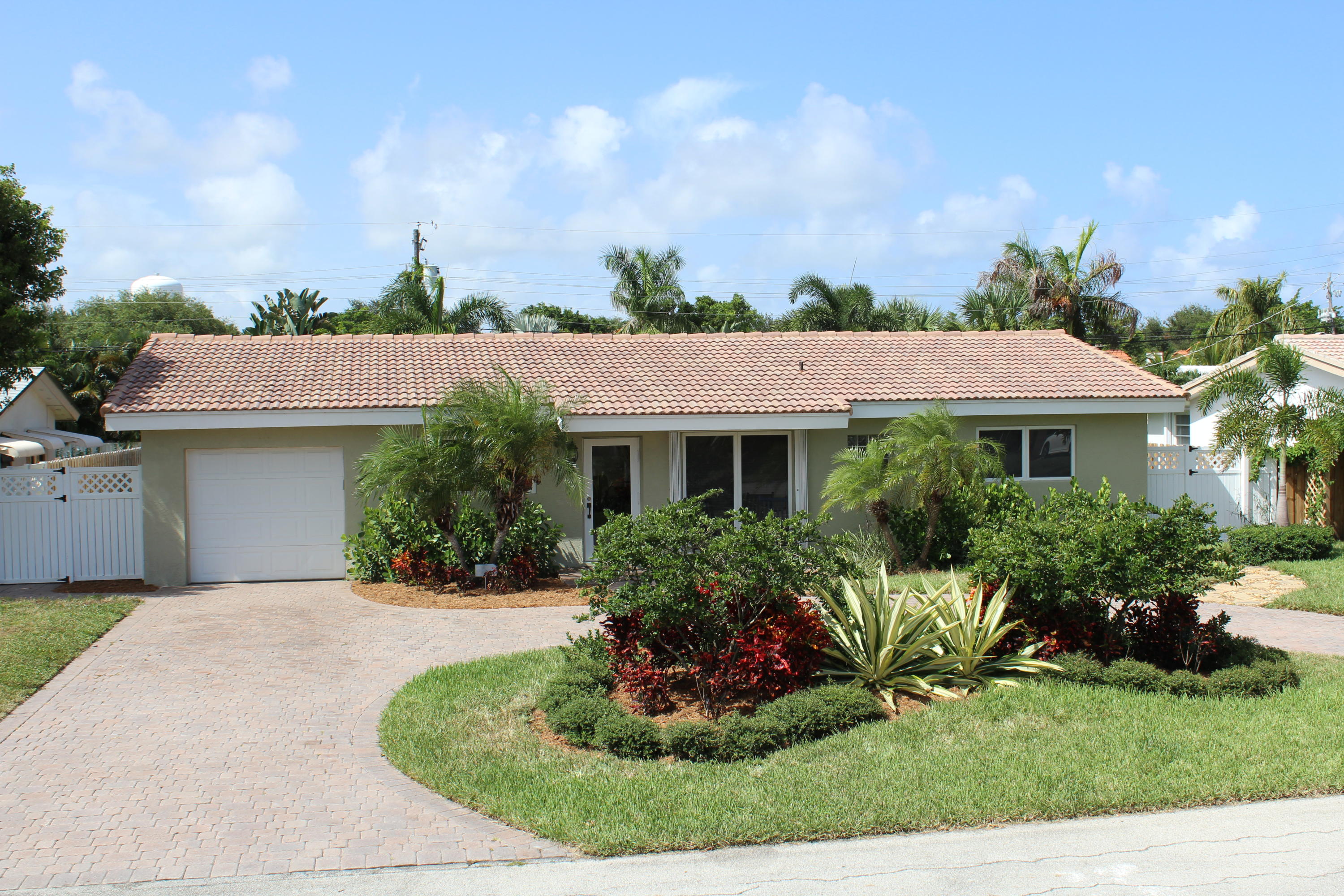 431 Northeast 37th Street Boca Raton, FL 33431 - Photo 1 of 27 FRONT