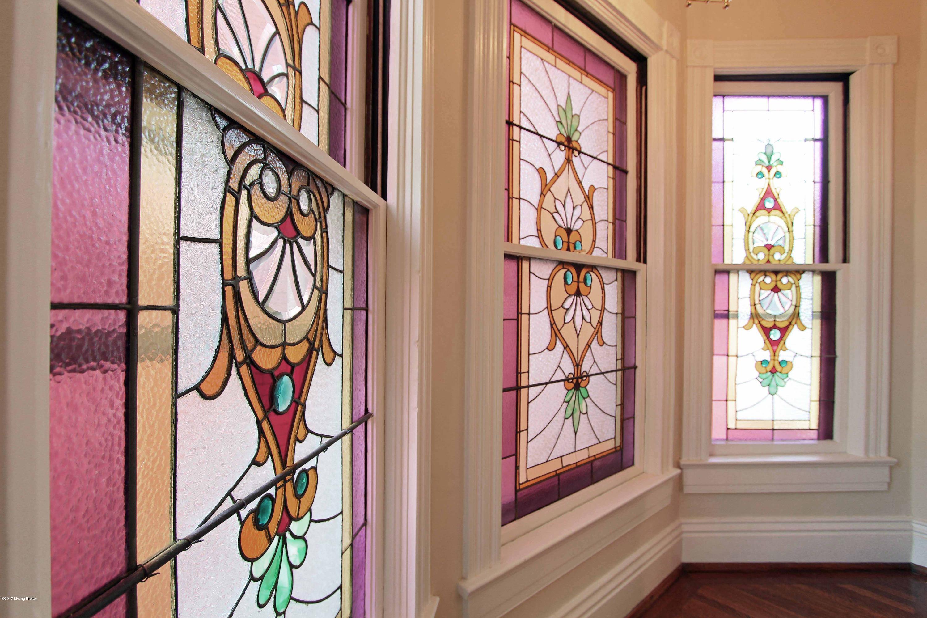 1208 Cherokee Road Louisville, KY 40204 - Photo 21 of 45 21 Staircase Windows
