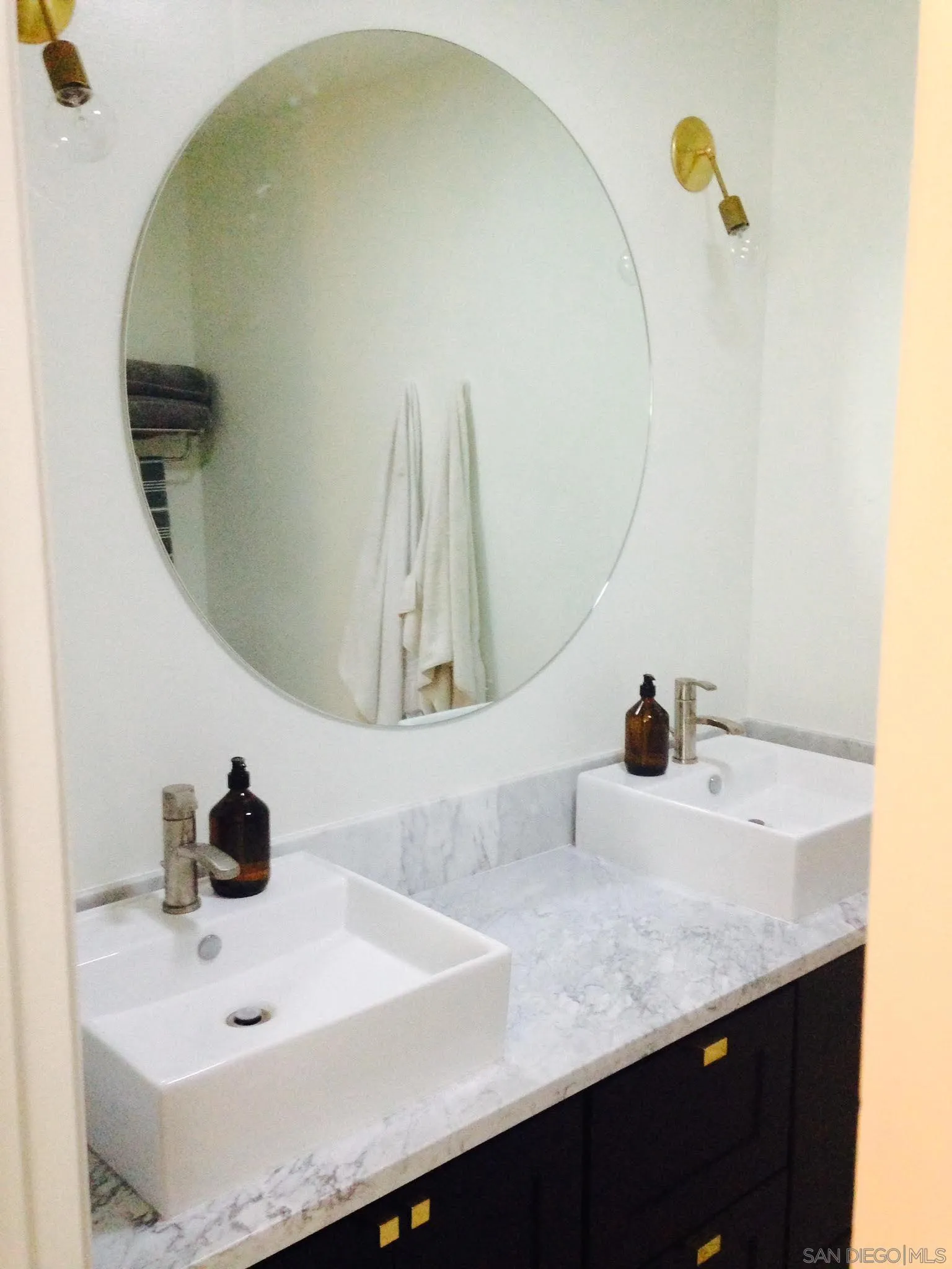 357 Winsome Place Encinitas, CA 92024 - Photo 12 of 16