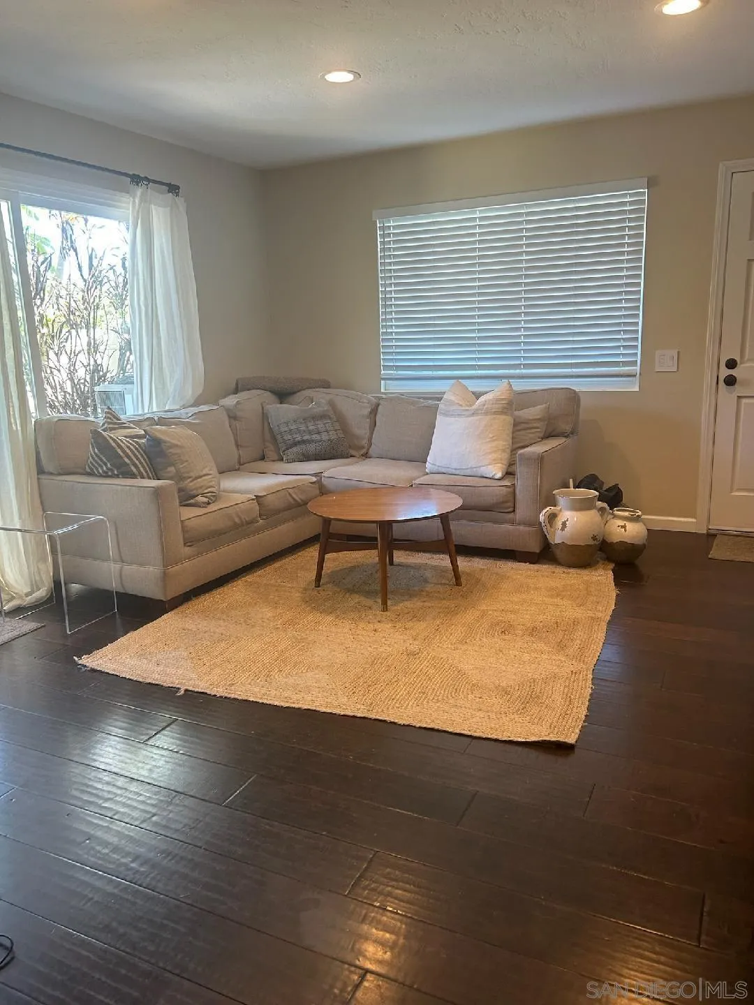 357 Winsome Place Encinitas, CA 92024 - Photo 13 of 16