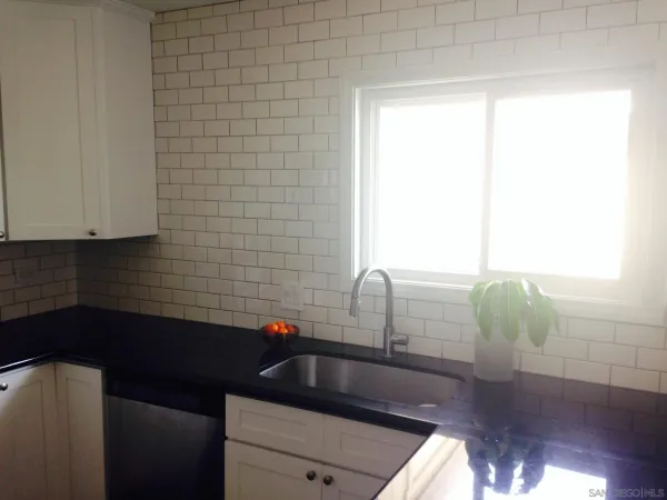 $4,500 | 357 Winsome Place, Encinitas, CA 92024