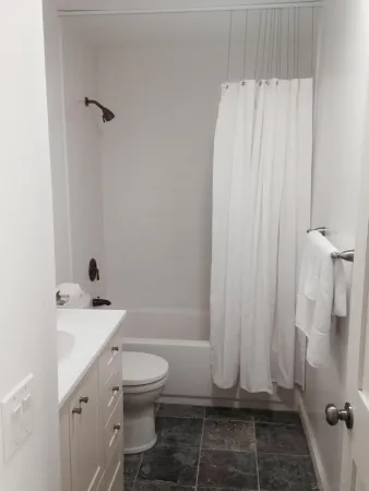 $4,500 | 357 Winsome Place, Encinitas, CA 92024