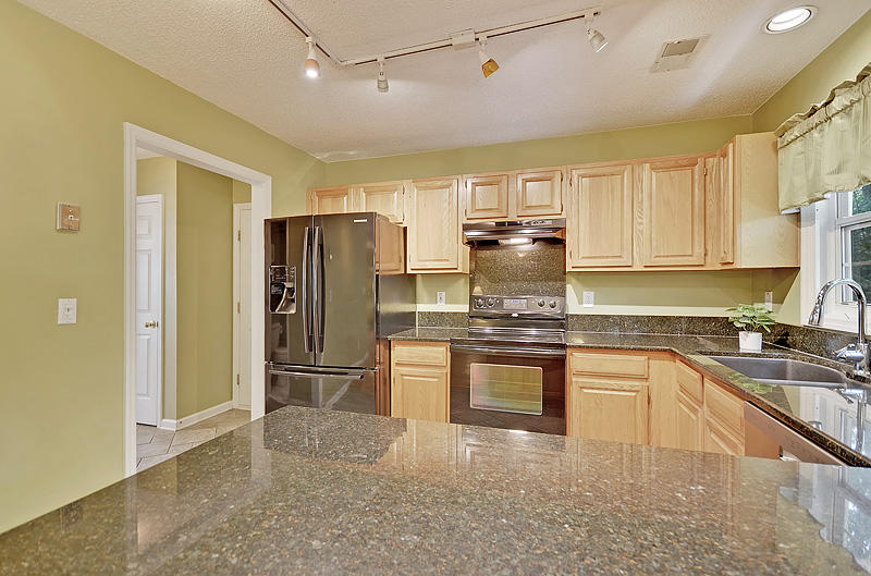 732 Ginglis Way Mount Pleasant, SC 29464 - Photo 18 of 39 DSC_0649_DSC_0654-copy