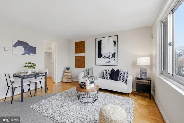 $125,000 | 1900 Lyttonsville Road, Unit 1003, Silver Spring, MD 20910