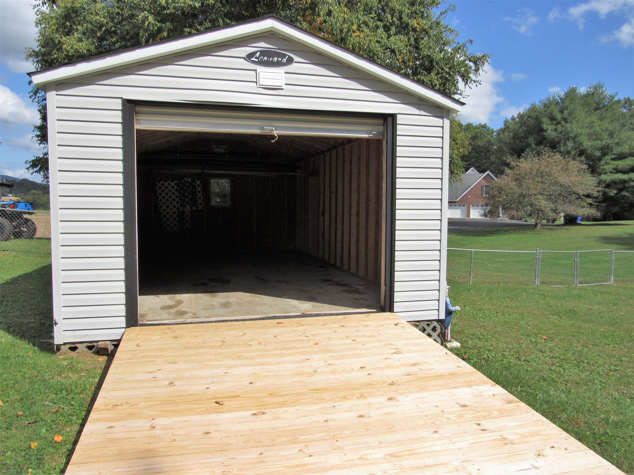 4655 Long Shop Road Blacksburg, VA 24060 - Photo 55 of 73 Gallery Image 55