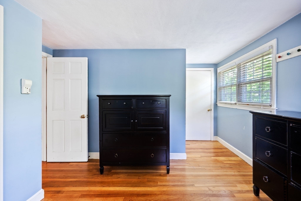 68 Old Post Road Walpole, MA 02032 - Photo 22 of 39
