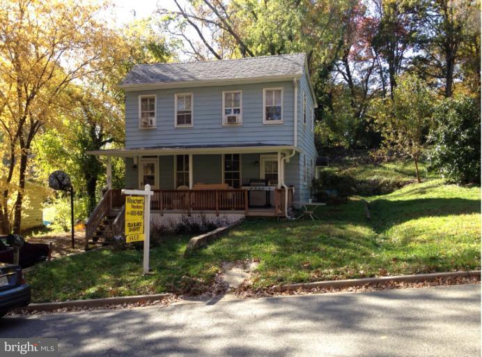 30 Ritchie Avenue Silver Spring, MD 20912 - Photo 4 of 11 front view of a house with a yard