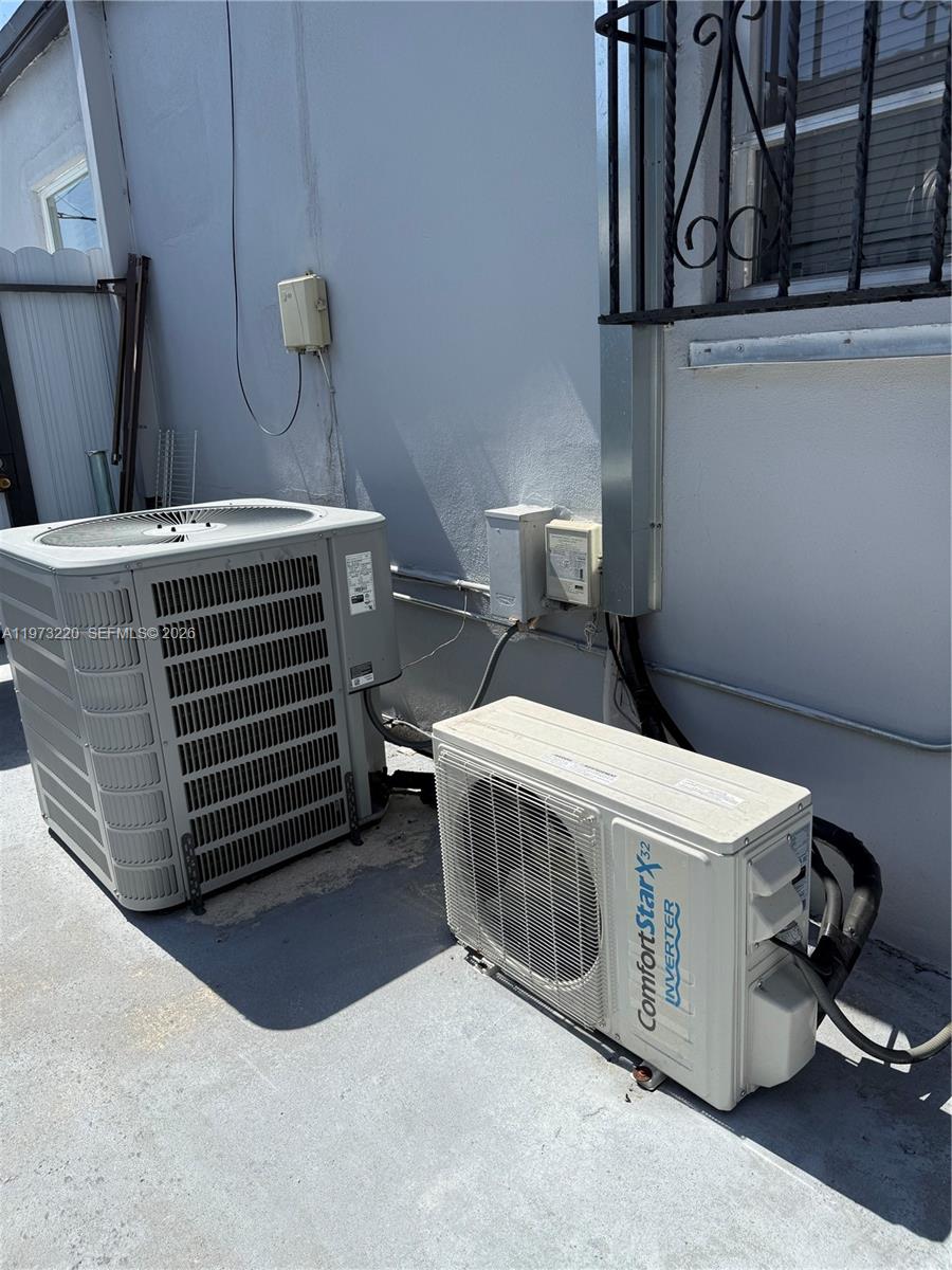 4255 Southwest 5th Terrace Miami, FL 33134 - Photo 21 of 29 a utility room with dryer and washer