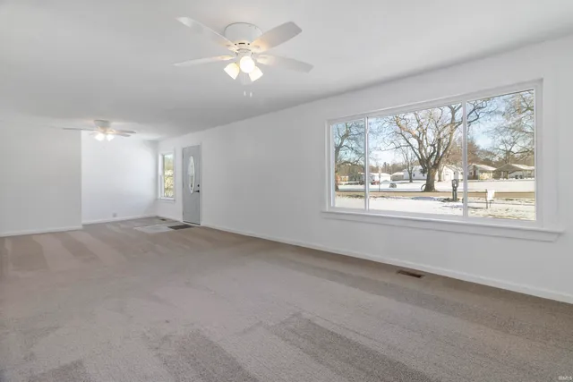 $185,000 | 1614 Muncie Pike, Jonesboro, IN 46938