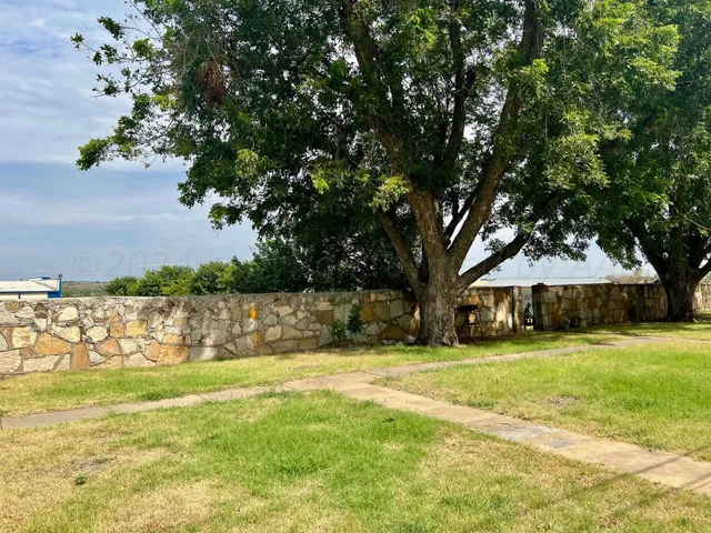 $380,000 | 1814 North Main Street, Shamrock, TX 79079