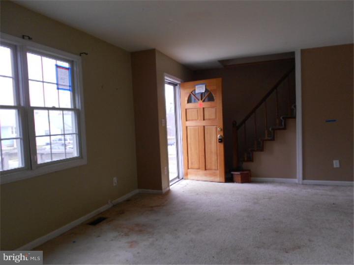 6 Godwin Road New Castle, DE 19720 - Photo 2 of 10 Gallery Image 2