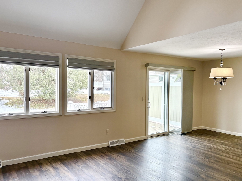 2205 Boston Road, Unit H75 Wilbraham, MA 01095 - Photo 3 of 10