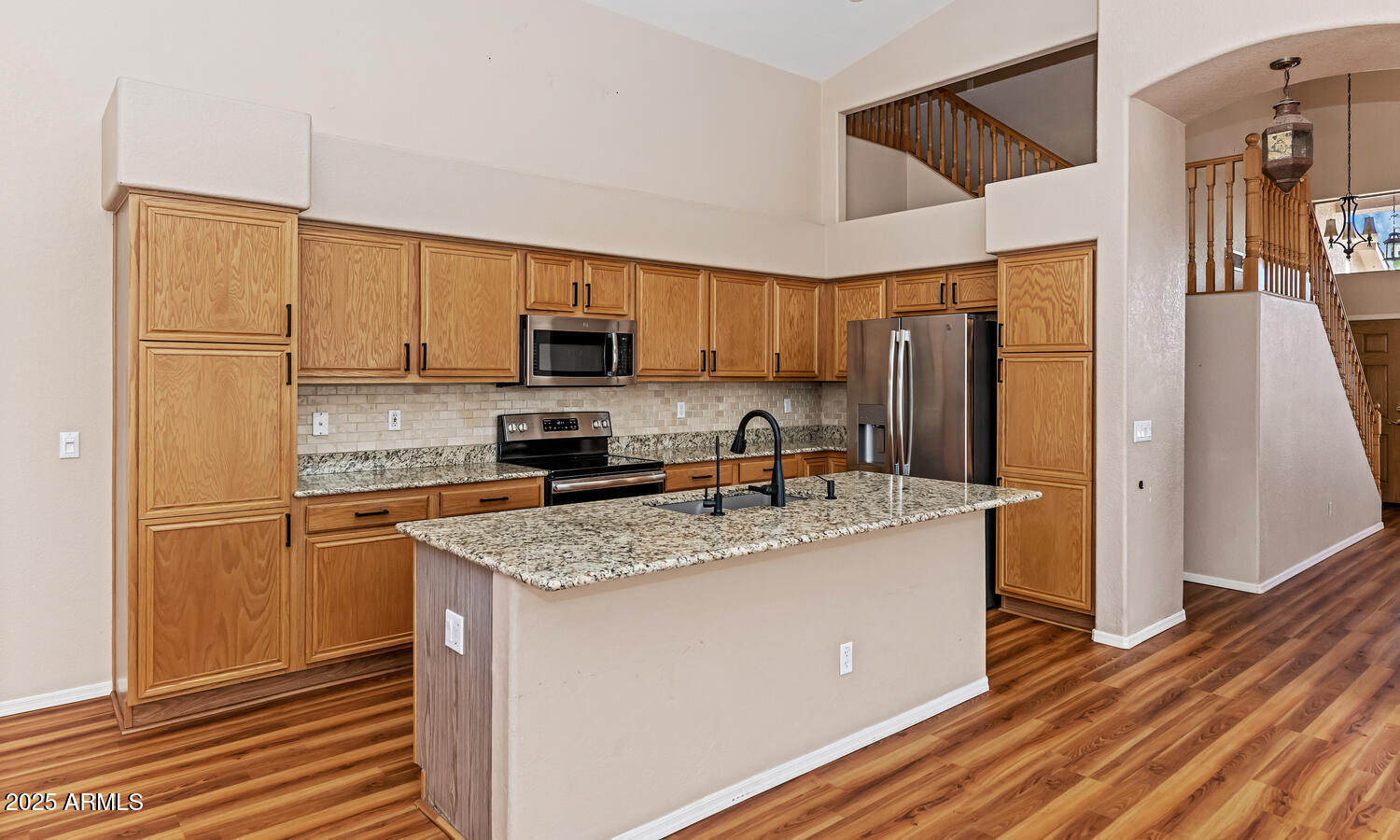 1054 South Butte Lane Gilbert, AZ 85296 - Photo 4 of 33 Kitchen